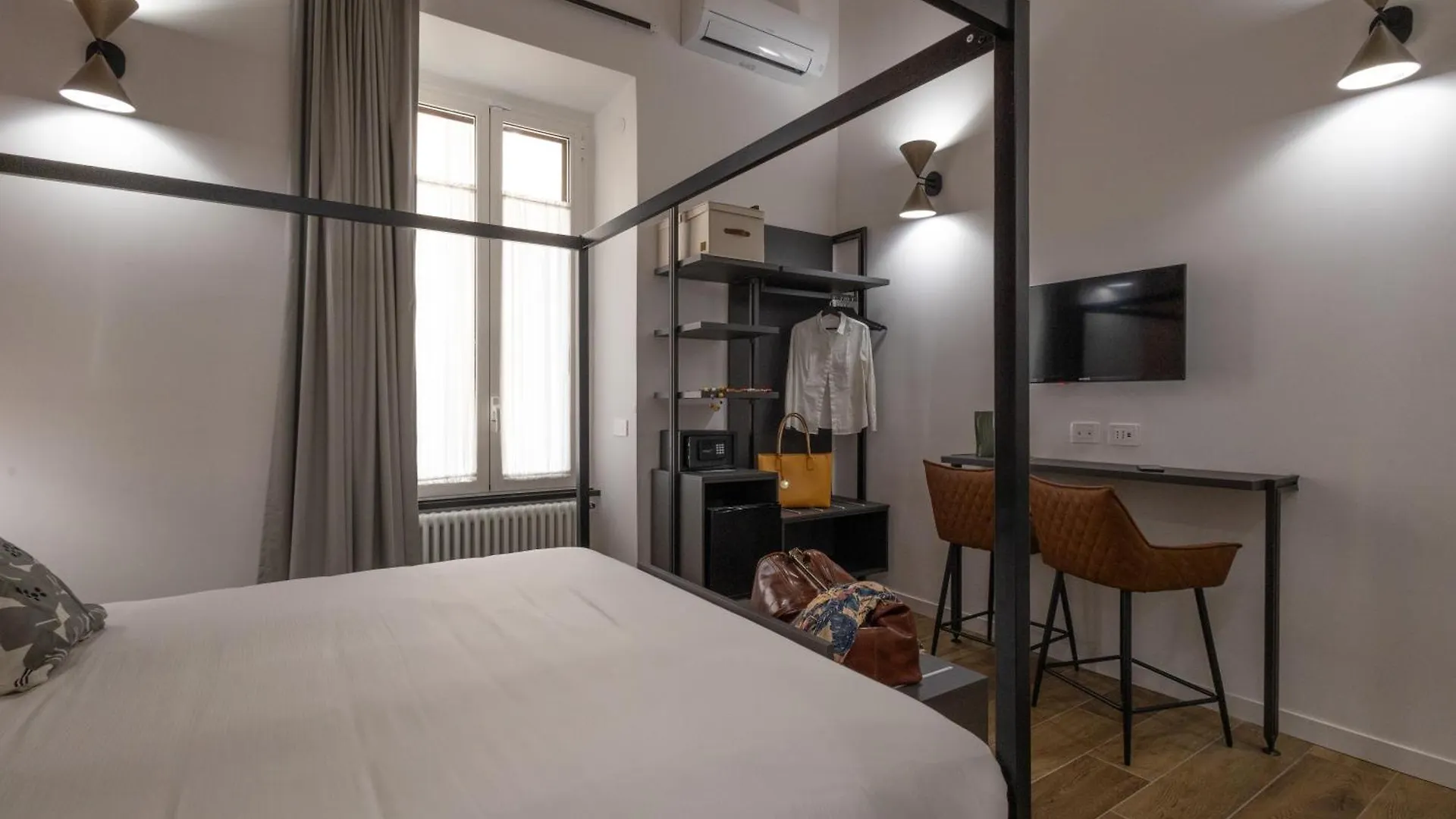 Style & Stone Guest House Rome Italy