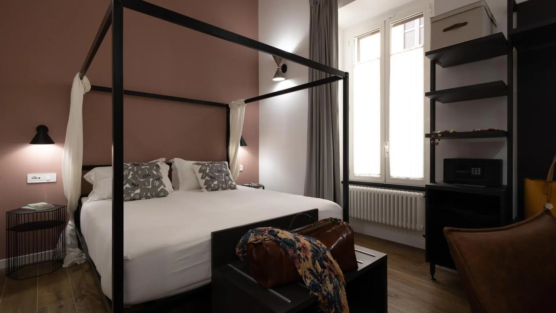 Style & Stone Guest House Rome Italy