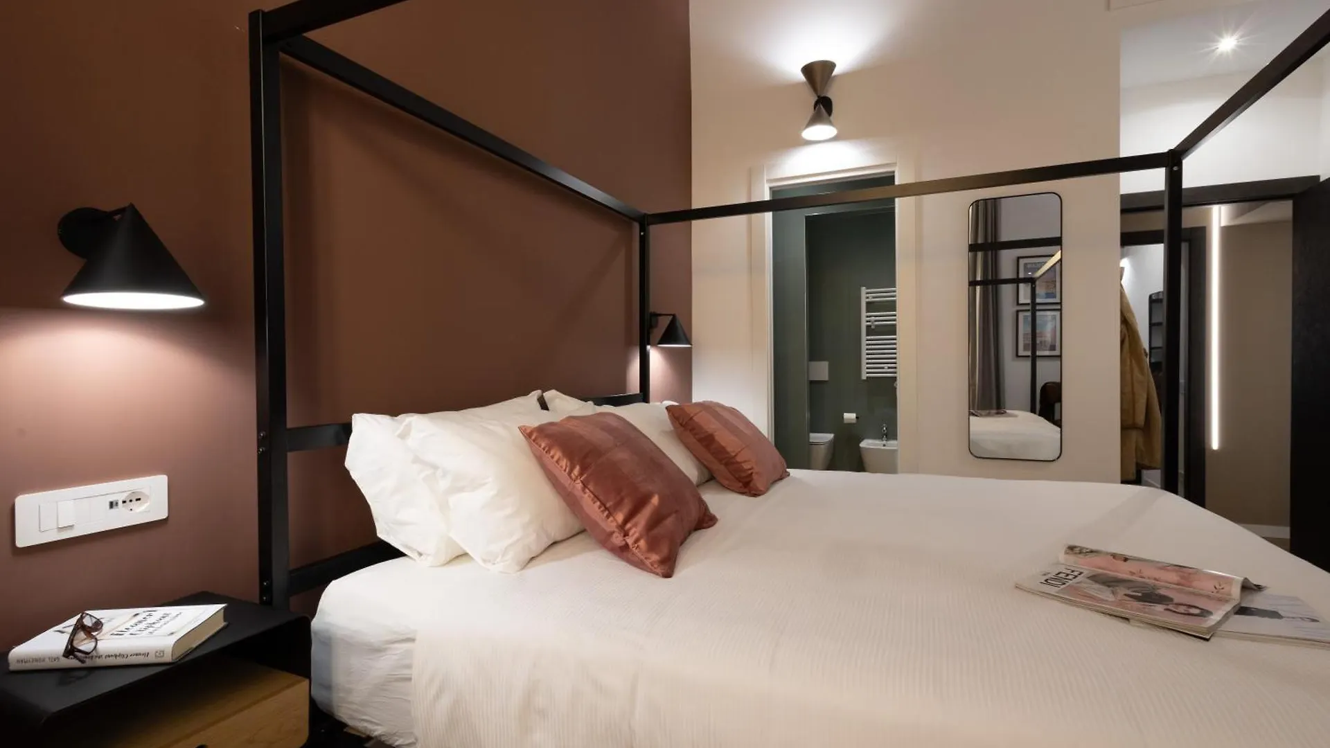 Style & Stone Guest House Rome Italy