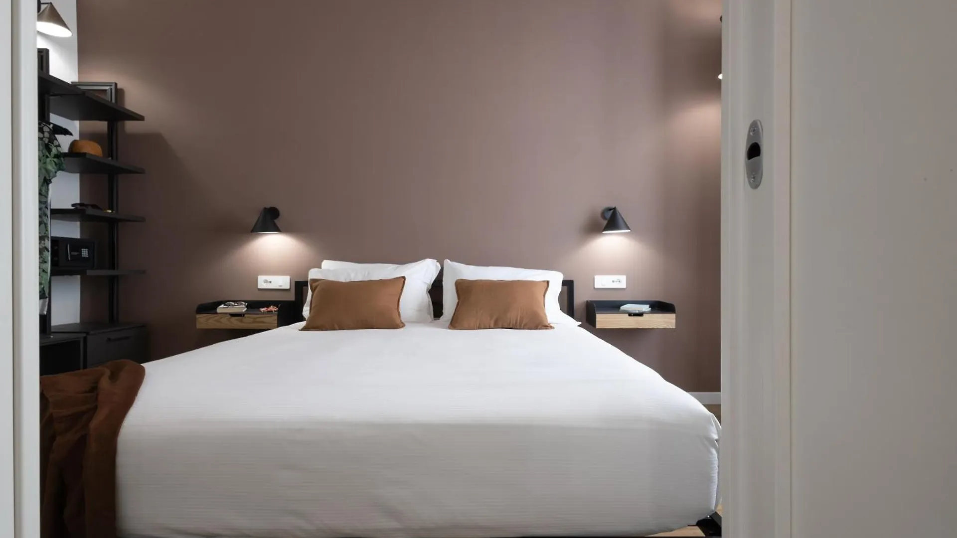 Style & Stone Guest House Rome