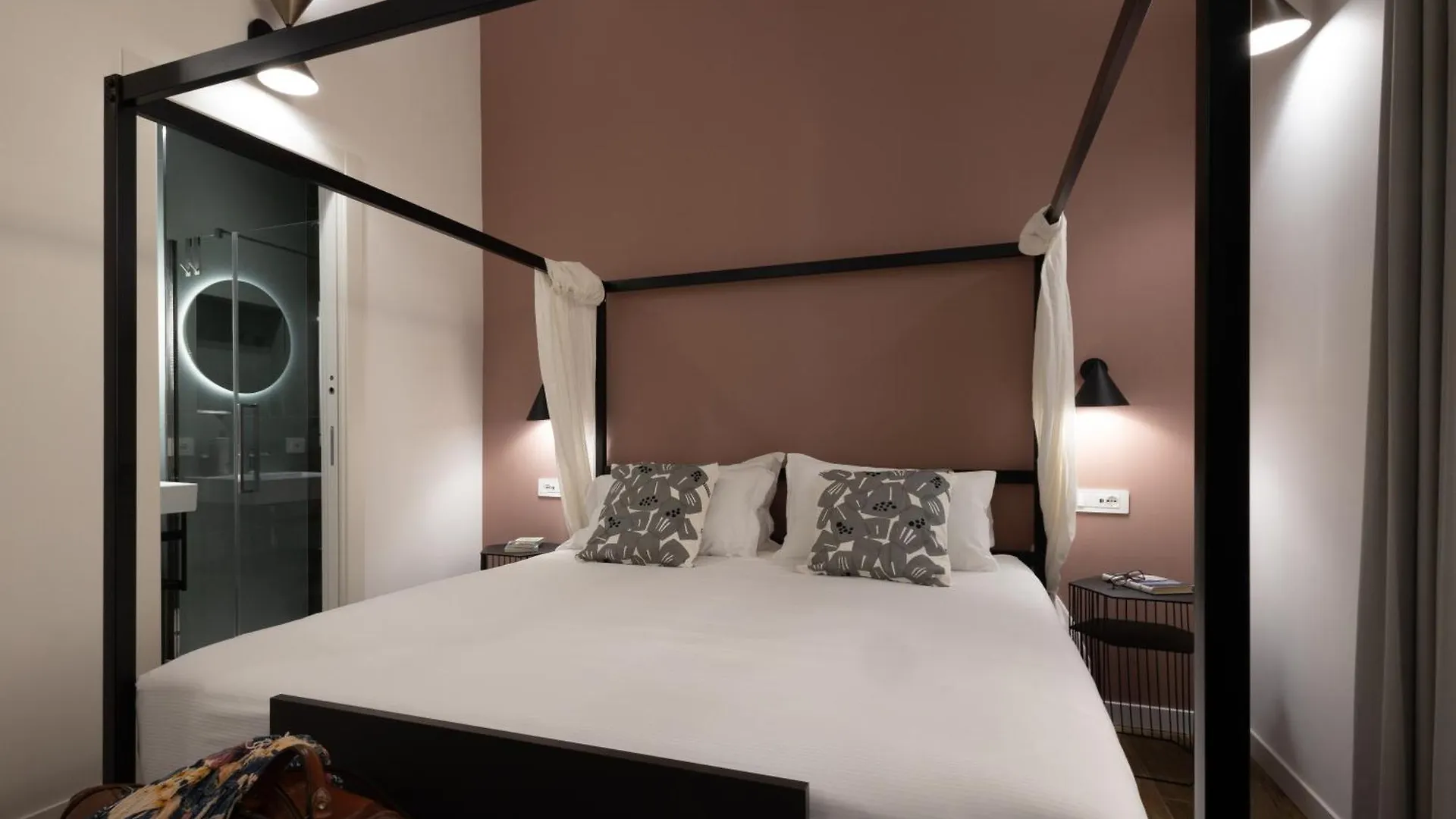 Style & Stone Guest House 로마