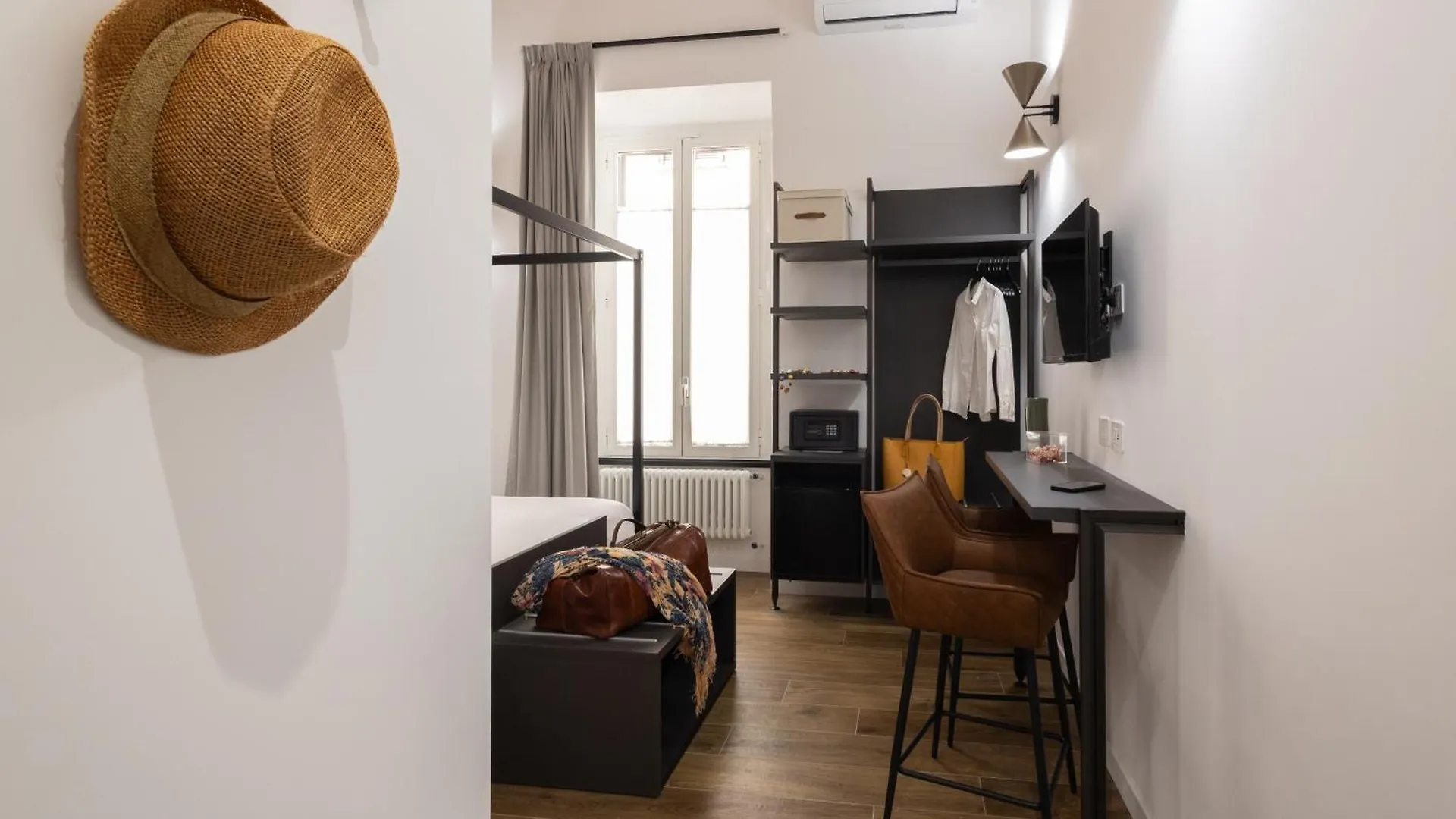 Style & Stone Guest House Řím