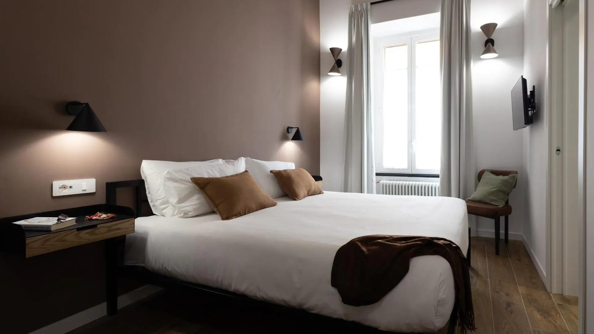 Style & Stone Guest House Řím