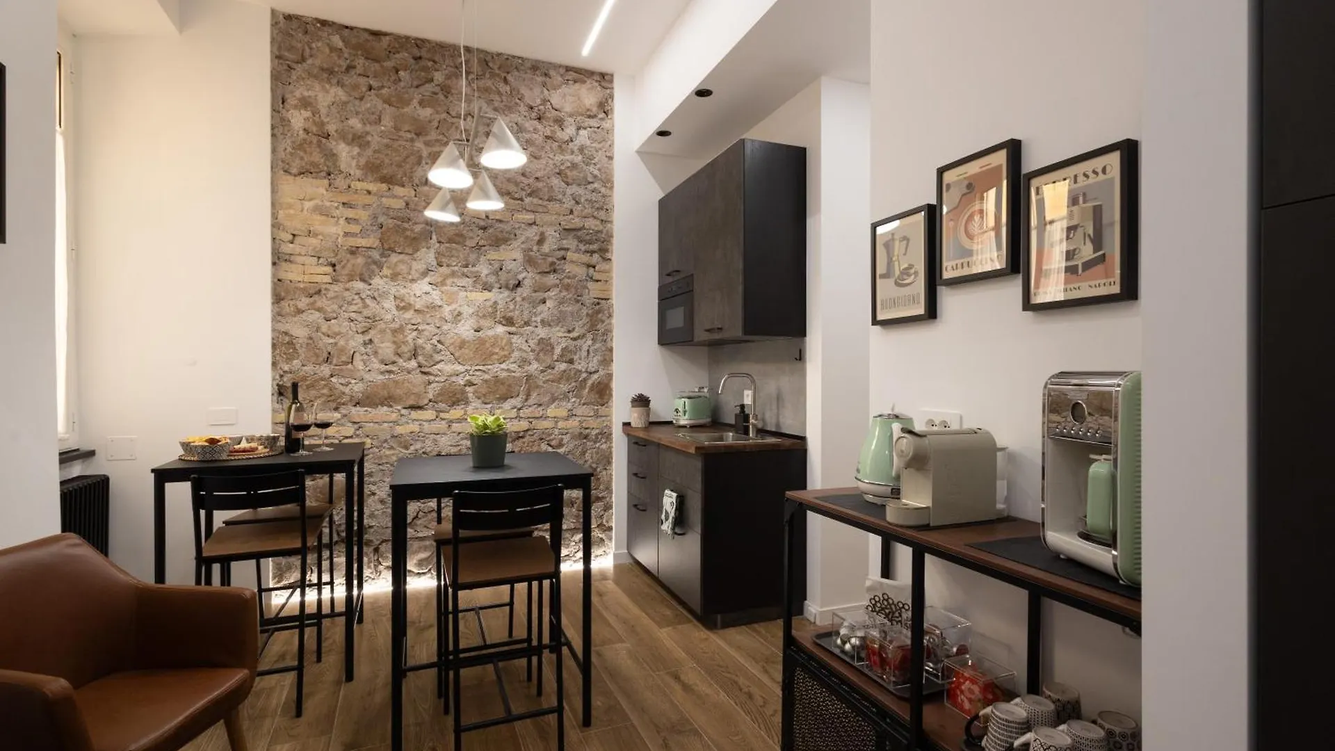 Style & Stone Guest House Řím